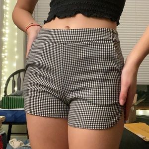 brandy melville checkered shorts!
